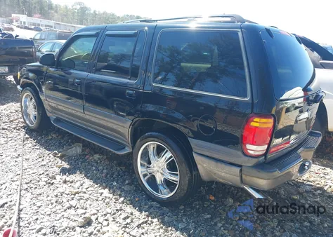 1999 Mercury Mountaineer из США, поврежденный, VIN 4M2ZU52P5XUJ02880